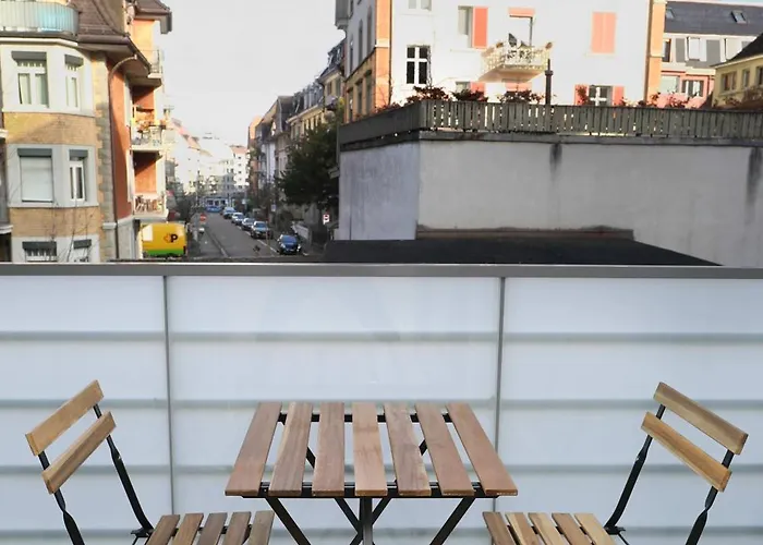 New Center With Private Entry & Parking Apartamento Zúrich