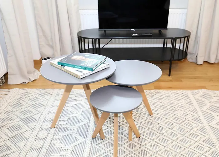 New Center With Private Entry & Parking Zúrich