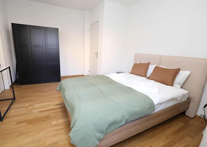 New Center With Private Entry & Parking