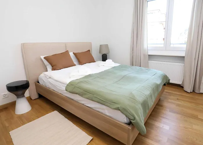 New Center With Private Entry & Parking